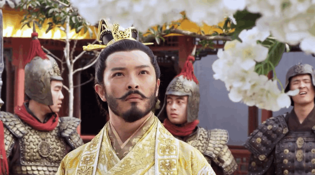 “英亚官方网站”真人版《花木兰》动态图曝光刘亦菲持剑英姿飒爽(图1) 英亚官网