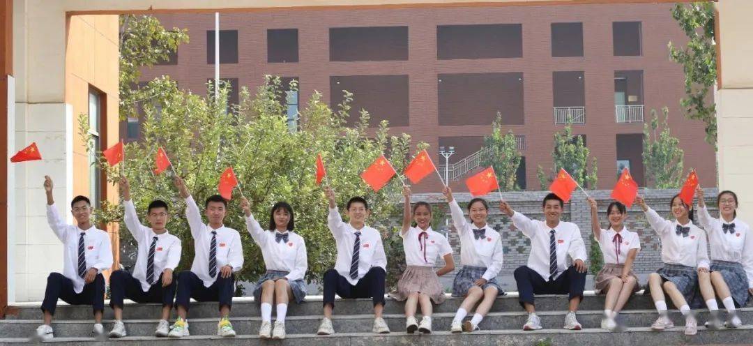 英亚官网首页|
实高•表明｜所有团圆都源于祖国(图19)