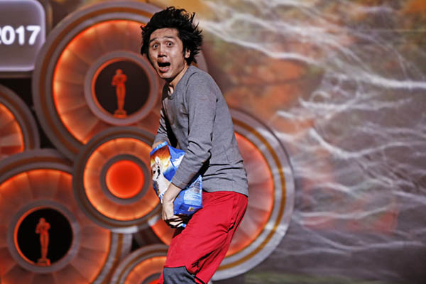 缺爱的木子美一生:比起金钱欲望,人性不堪一击!:英亚官网(图1) 英亚官网